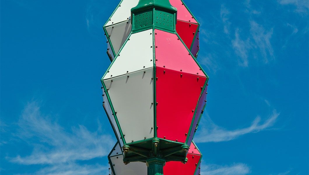 https://res.cloudinary.com/see-sight-tours/image/upload/v1745931165/strapi/Three_Sisters_Lamp_Saint_John_734242f80b.jpg