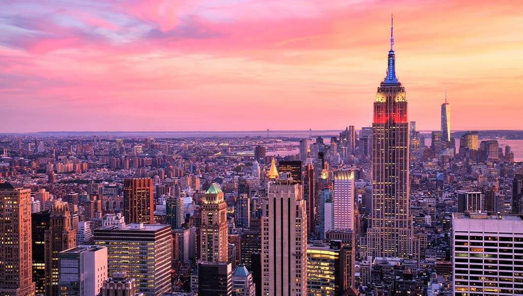 https://res.cloudinary.com/see-sight-tours/image/upload/v1747222032/strapi/Empire_State_Building2_d77c5cd935.jpg