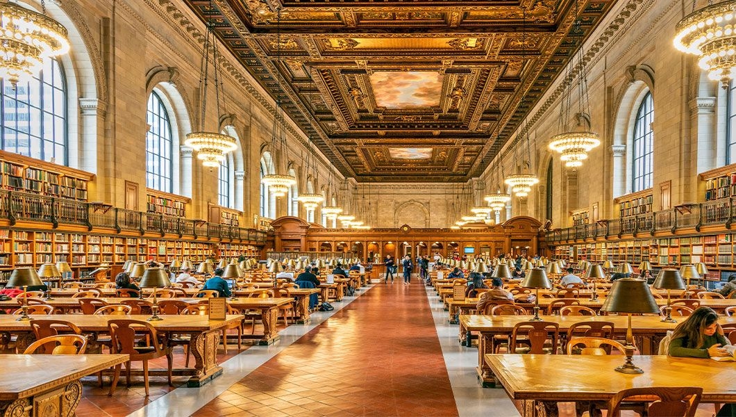 https://res.cloudinary.com/see-sight-tours/image/upload/v1747297046/strapi/Manhattan_The_New_York_Public_Library_b9bf3d5a43.jpg