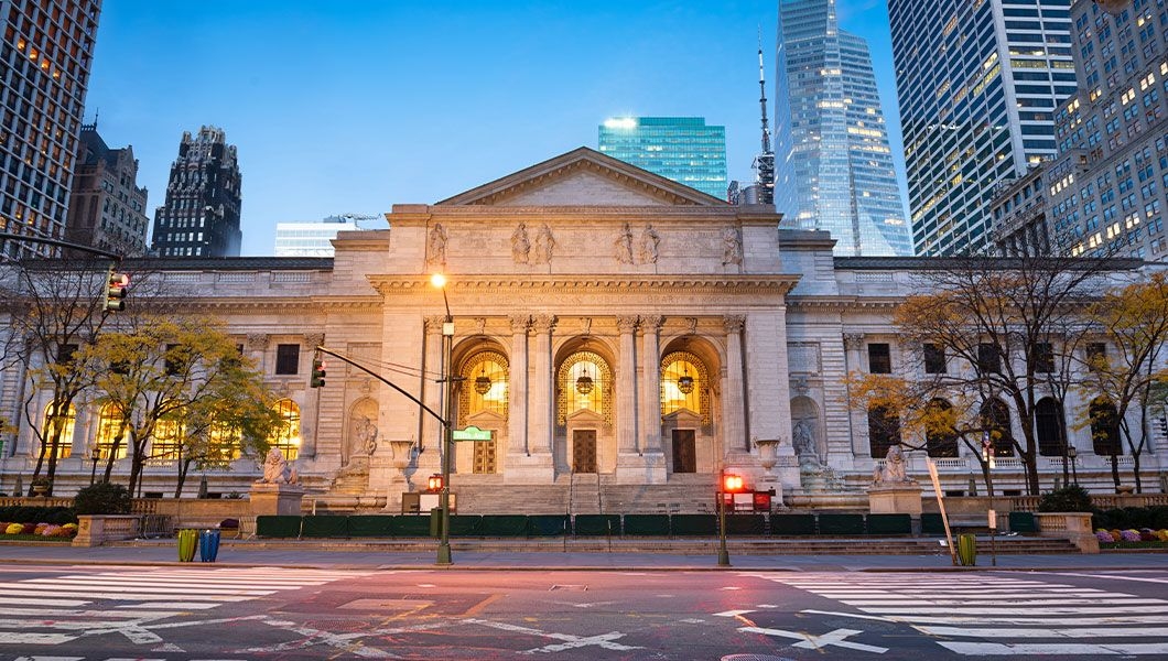 https://res.cloudinary.com/see-sight-tours/image/upload/v1747297046/strapi/Public_Library_NYC_45280387bf.jpg