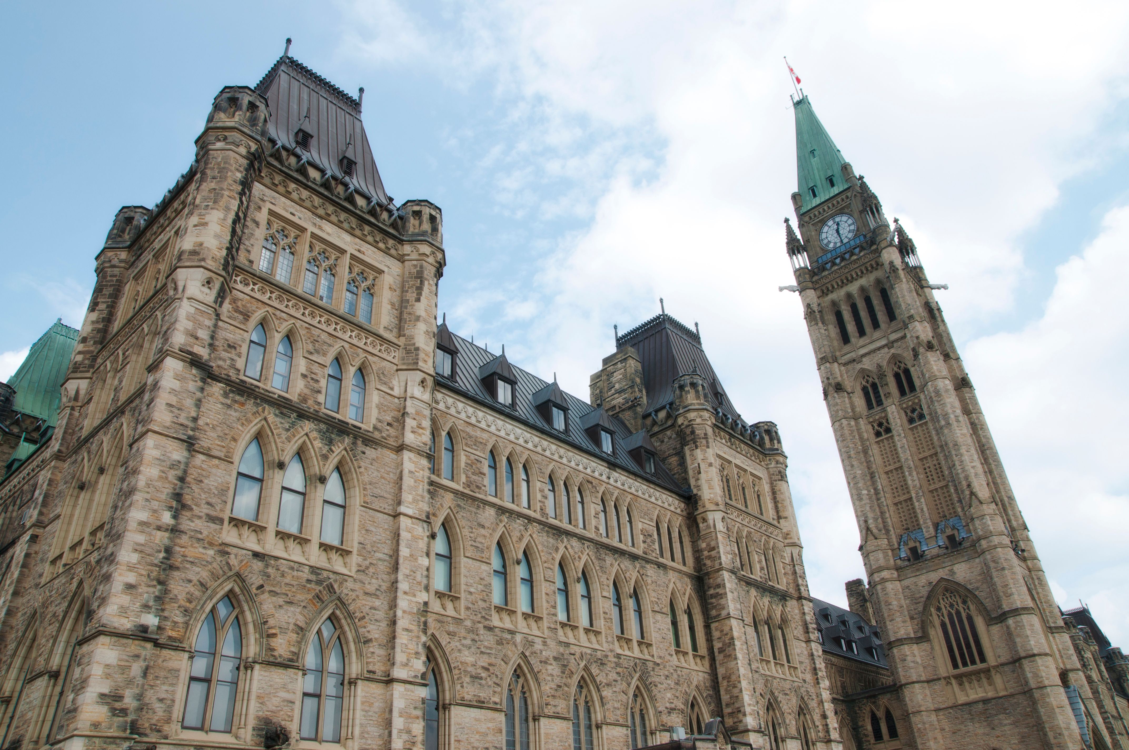 https://res.cloudinary.com/see-sight-tours/image/upload/v1787229916/strapi/Ottawa_Parliament_4029ebbe13.jpg