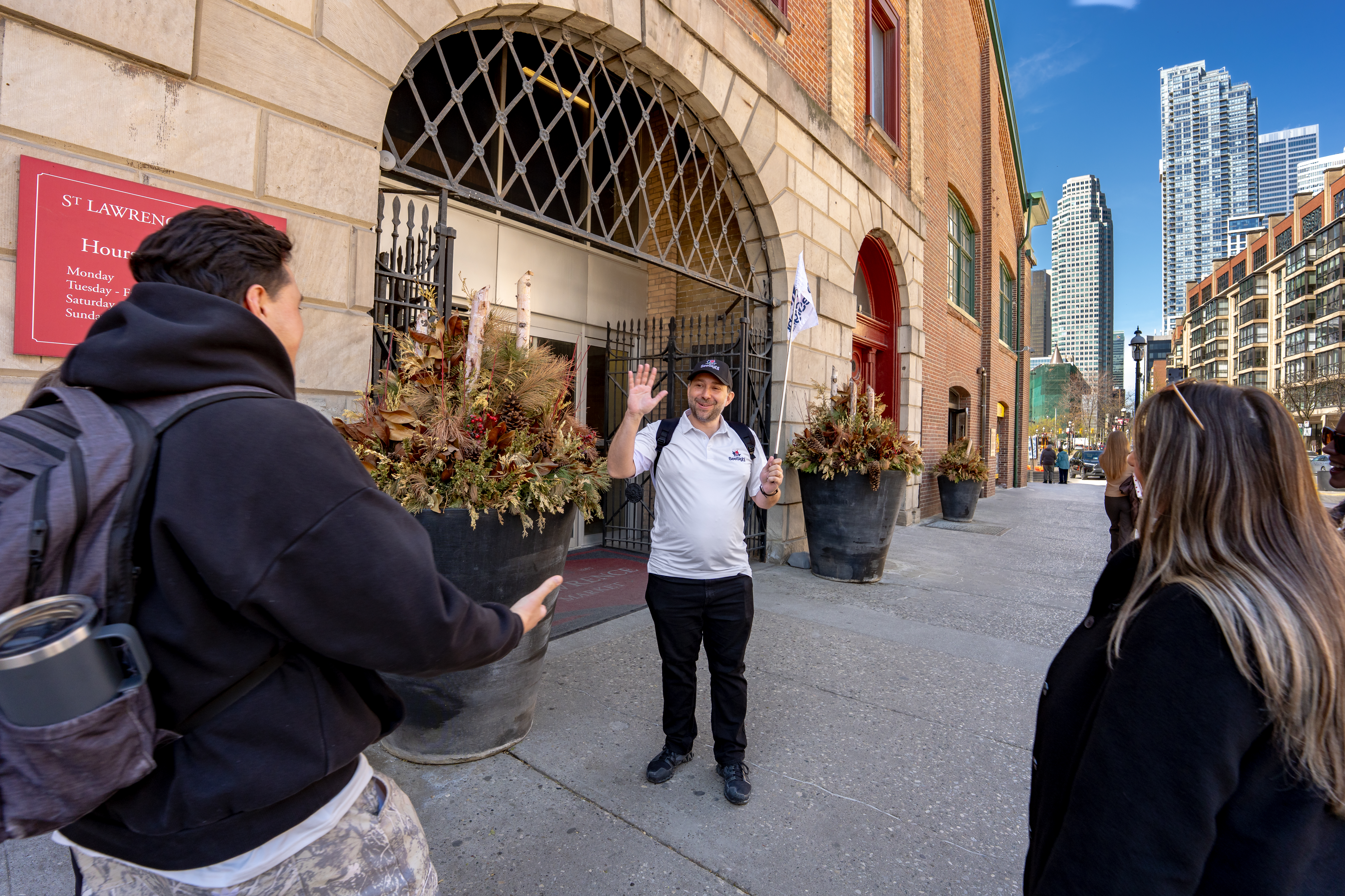 https://res.cloudinary.com/see-sight-tours/image/upload/v1787334255/strapi/Toronto_St_Lawrence_Market_73c0c1c9e7.jpg