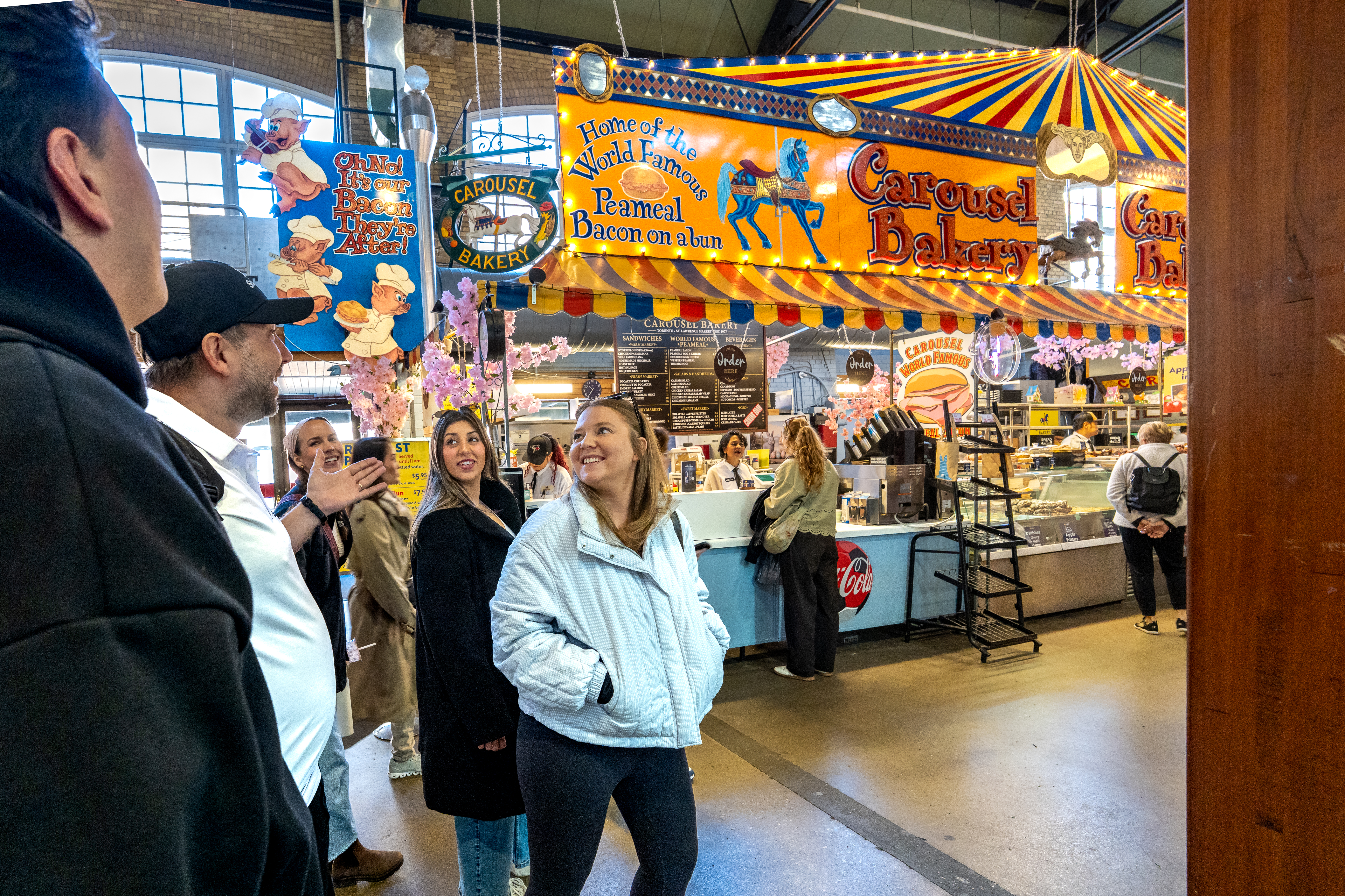 https://res.cloudinary.com/see-sight-tours/image/upload/v1787334256/strapi/Toronto_St_Lawrence_Market_c75d140760.jpg