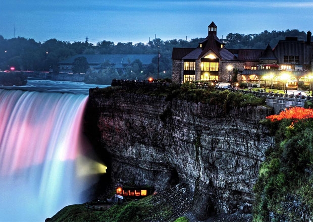 https://res.cloudinary.com/see-sight-tours/image/upload/v1787338248/strapi/Table_rock_center_1_b0a1fc8818.jpg