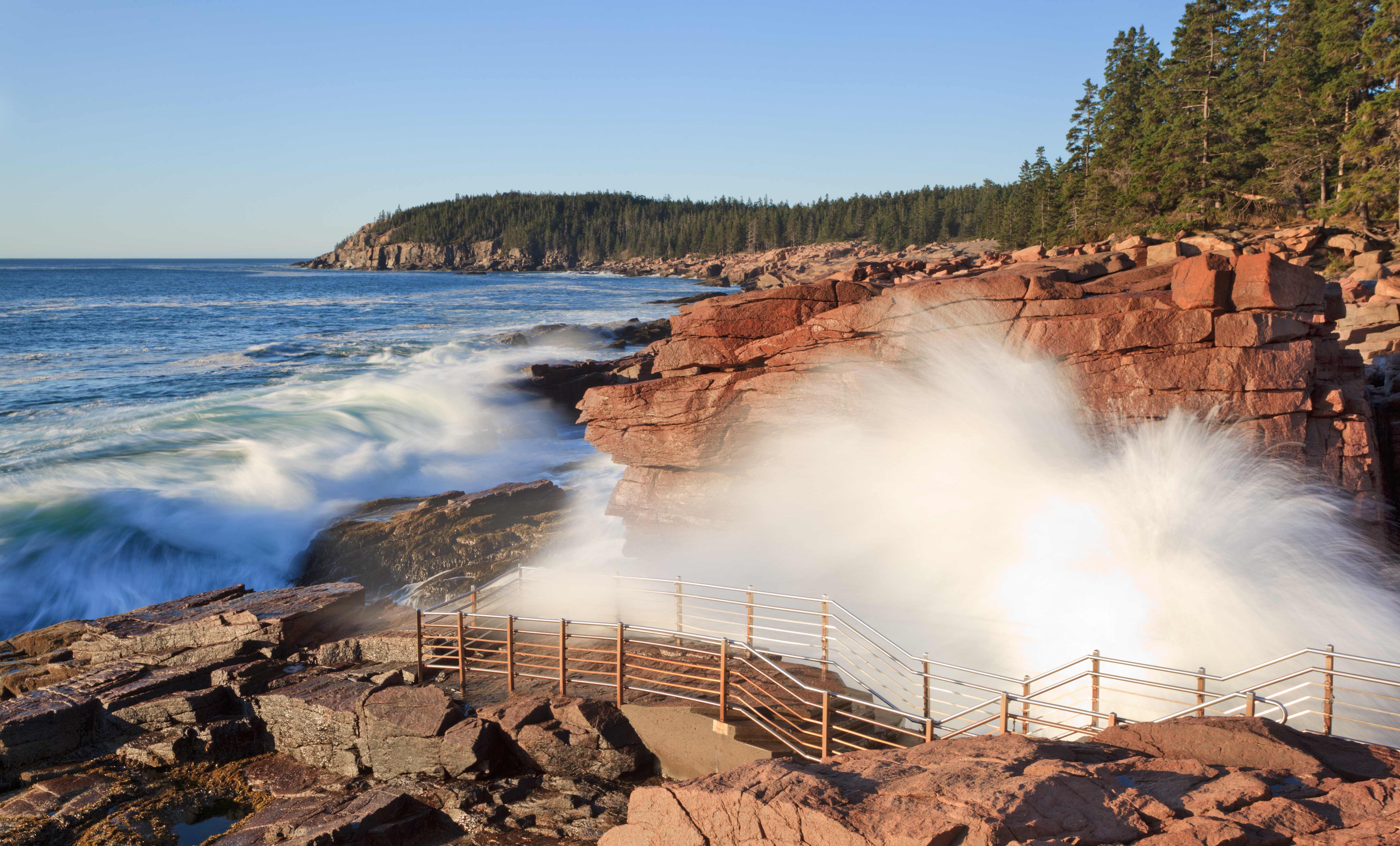 https://res.cloudinary.com/see-sight-tours/image/upload/v1787579123/strapi/Bar_Harbor_Thunder_Hole_860733ed12.jpg