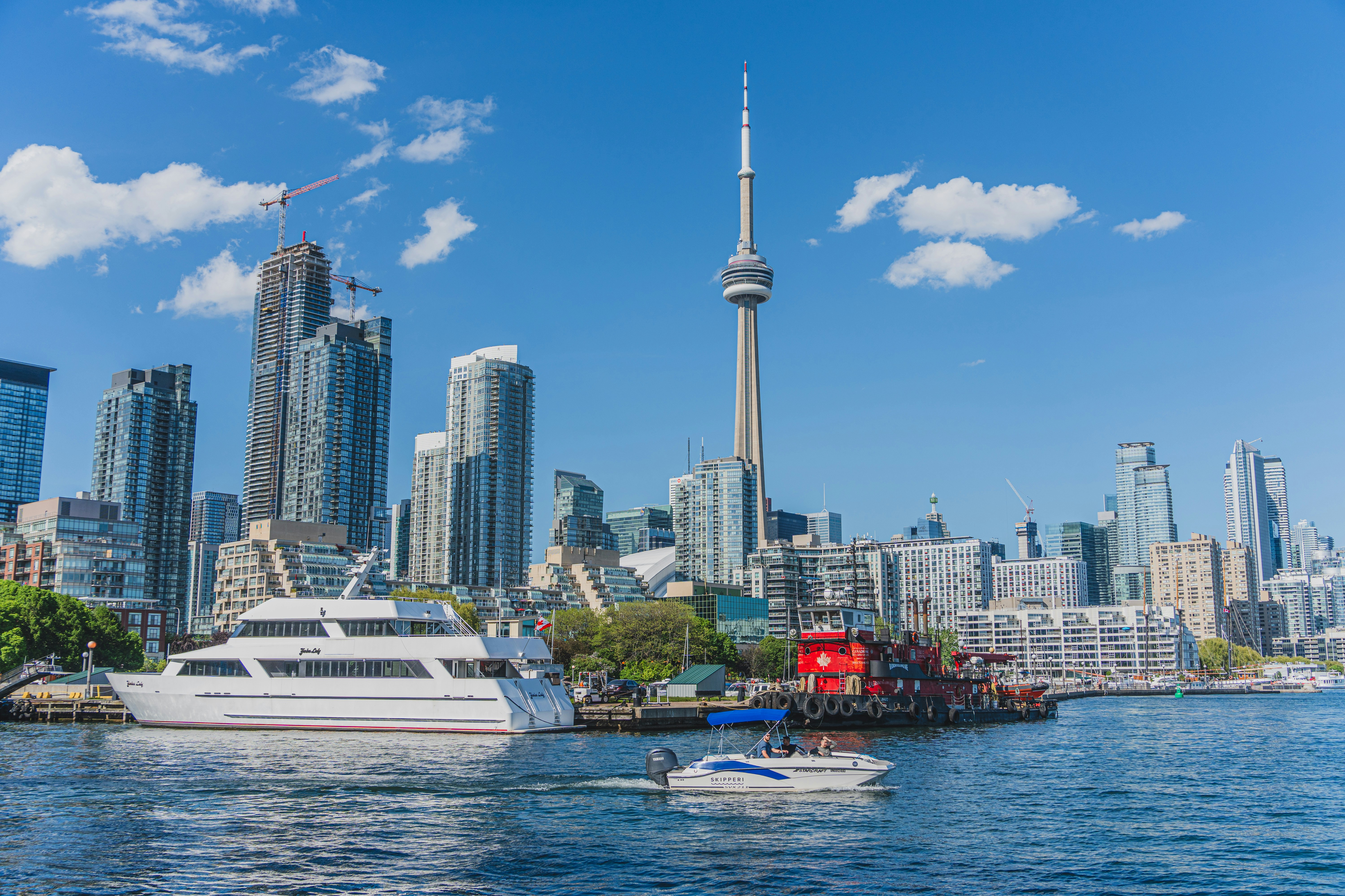 https://res.cloudinary.com/see-sight-tours/image/upload/v1787580717/strapi/Toronto_Waterfront_9ecd534266.jpg
